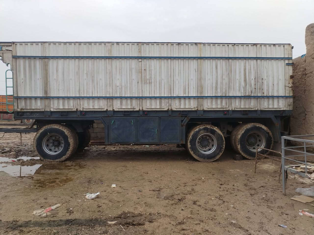 مقطوره اللبيع طول 8طخم تاير ارتفاع 190رقم الهاتف ***********
/***********
