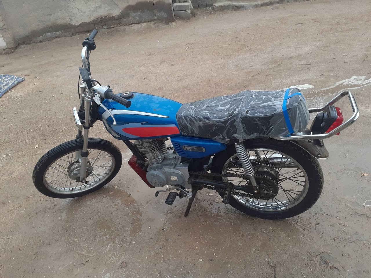 لبيع دراجه نامه كلك  20    *********** السعر 300 وبيه مجال  مكاني بين الشطره  والغراف قرب جامعه الشطره
