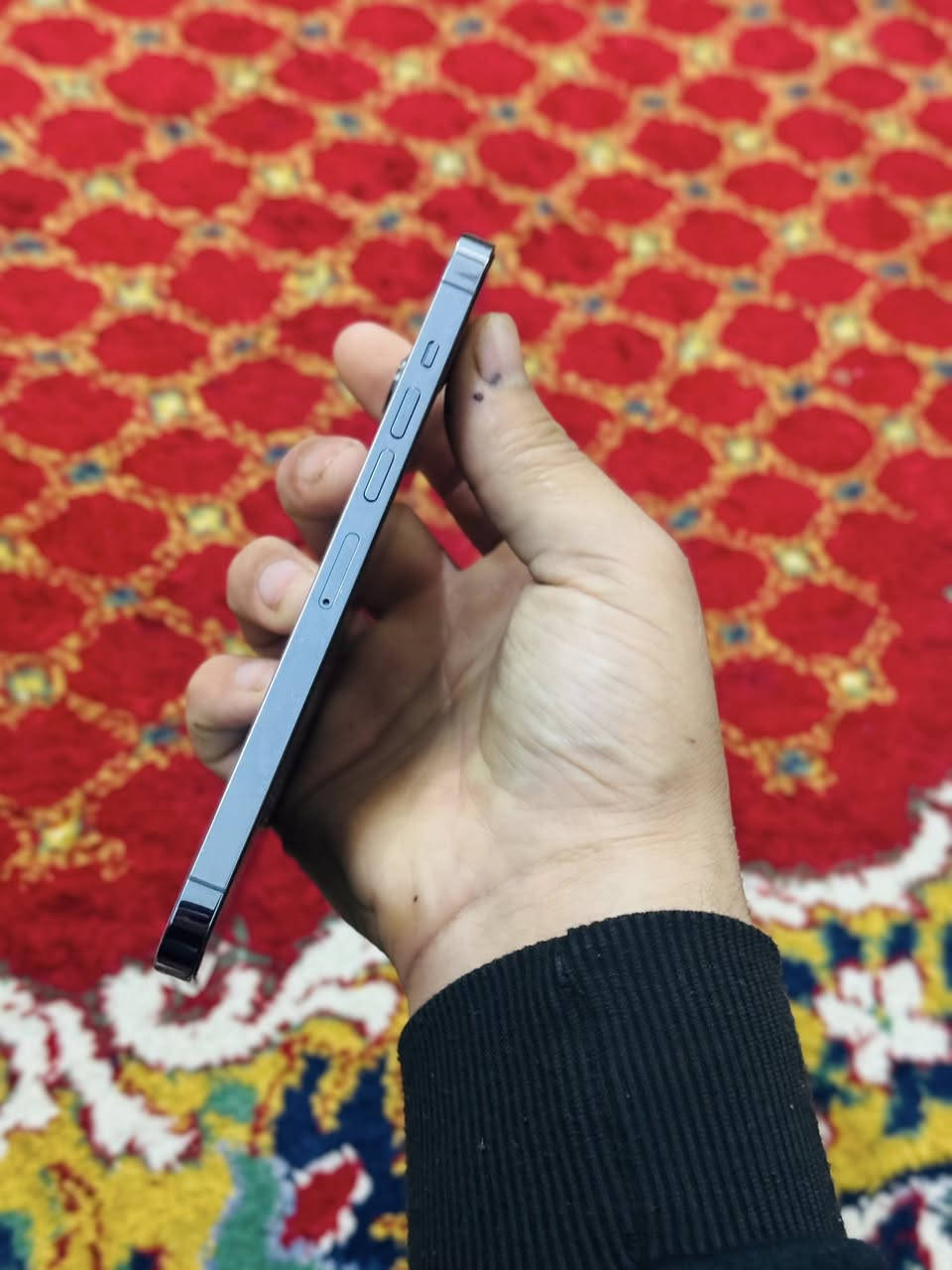 ايفون 13 برو ماكس
ذاكرة:128 بطارية:93 تك سيم 

ما مفتوح شرط وما يعبر هوا ضد المي حاسبه نورمال

السعر:615وبي مجال بسيط

***********

***********
