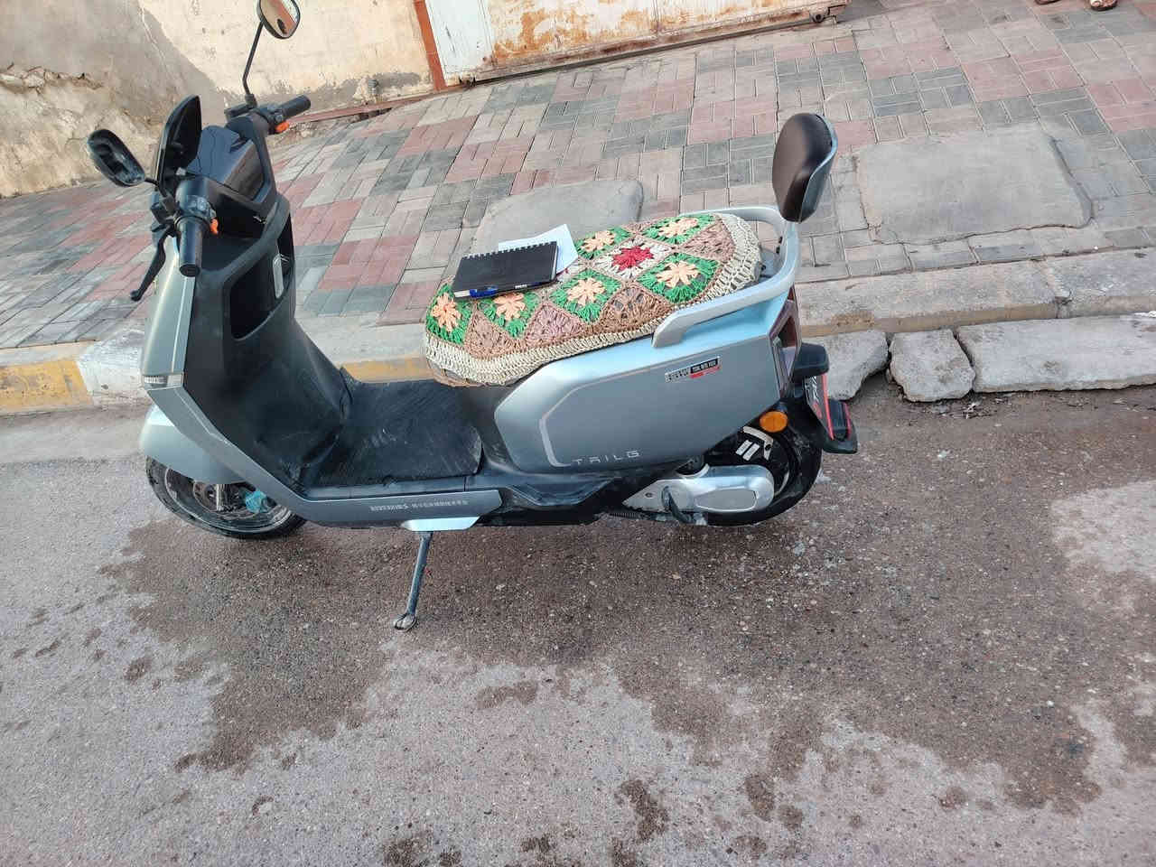 السلام عليكم دراجه شحن مكانها قضاء هيت ناحيه كبيسه عارضيها ب 700 وبيها مجال ***********
