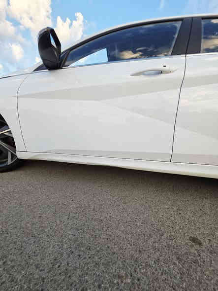 النترا موديل 2024 مكفولة
هيونداي النترا 2024 فول مواصفات تجميع صيني وارد خليجي محرك 1500 (8 نوزل) ماشية 36 الف مكفولة من الحادث والصبغ
بيها فقط طخة بسيطة مامبية بالدوسة وماحافر الصبغ
مواصفات فول :
فتحة سقف / مقاعد جلد / سايد بريك بصمة / نظام اوتو هولد / وضعيات قيادة 4 / بصمة دخول وتشغيل / حساس امامي / حساس خلفي / كاميرا خلفية / شاشة كبيرة / مري شفط واشارات / قطعتين تبريد امامي خلفي / اضوية LED واضاءة نهارية وتحكم في مستوى الاضاءة الامامية
السيارة رقم اربيل بأسمي السنوية 2027 تحويل
 السيارة نظيفة حيل وبعدها جديدة ومابيها اي نقص سعرها 146 وبيها مجال بسيط 
للاستفسار الاتصال : ***********
