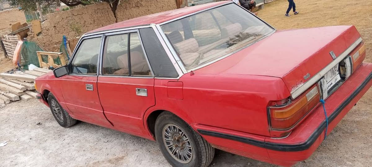 اسلام عليكم سوبر البيع موديل ٨٤ كير ومحرك بطه رقم ديالى ألماني السعر ٢٧ وبيه مجال  مكاني ديالى شهربان رقمي***********
