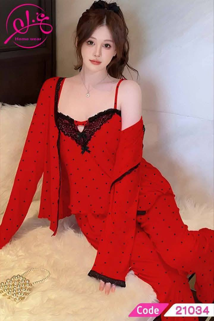 #التألق_عنواننا 🔥🔥 وصل تراك العيد السعر (10)) ألف 
توصيل جميع المحافظات ((5)) فقط
🌟 اتراك خامه قطن الاصلي
💥 مناسب لجميع الأذواق
💃 ستايل راقي ومريح
📏 القياسات : فري سايز


**إذا كنت صاحب هذا الإعلان وتريد حذفه لأي سبب، رجاءا أرسل رسالة إلى الدعم الفني**