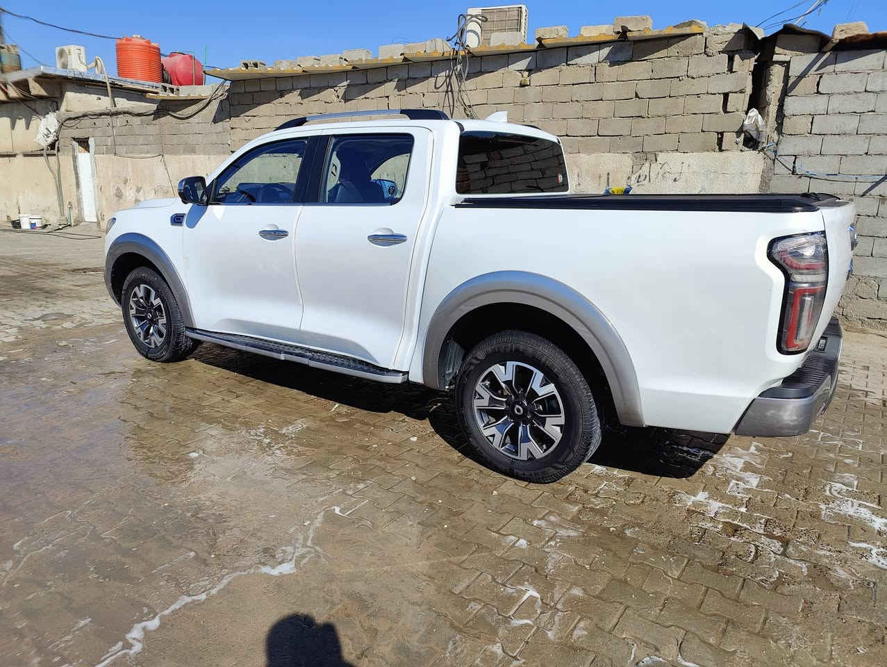 كريت ول باور  موديل 2023 كاز للبيع فول الفول ام الدرج .
المواصفات : 
- ٤ كامرات 
- رادارات ٣٦٠ مع نقاط عمياء 
- حساس امامي خلفي 
- فتحة سقف 
- نضام المحافظه على المسار مع مثبت سرعه تفاعلي 
- لايت زنون عالي ناصي و الخلفي ليد 
- مقاعد جلد و كهرباء للسائق و الراكب مع تدفئه للمقاعد و تدفئه للمقود 
- شاشه لمس و تدعم الابل كار بلي و الاندرويد اوتو 
- عدادات دجتل مع ٣ ثيمات للعدادات 
- دفع رباعي مستمر مع دف لوك و نضام النزول من المنحدرات و ٣ وضعيات قياده ( سبورت ايكو نورمال ) و دبل خفيف 
- محرك ٢٠٠٠ توربو و كير ٨ سرعات zf مع وجود شفتات للتبديل خلف المقود 
- اوتو بارك مع اوتو هولد 
- مانع تصادم امامي 
- تشغيل عن بعد 
- حالياً ماشيه السيارة 112 الف وقابله للزياده    
- منافذ طاقه و يو اس بي و فيش كهرباء 
- شاحن لاسلكي 
- سيارة جاهزة تخم تاير جديد باتري جديد
بيها فقط طخه بالشباب الامامي كلش بسيطه
مكانها البصرة 
***********
السعر 185
