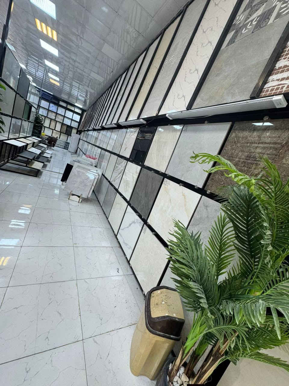 بفضل الله وحمده
بسم الله الرحمن الرحيم 
نعلن عن الواجهات والديكور الداخلي والخارجي بأفضل جودة وأفضل تصميم 
لتجهيز منزلك بأفضل المواد اللازمة لتصميم واجهة وحمام ومطبخ وكل الديكورات داخل  منزلك ، 

ألواح بورسلين 120.60 
ألواح بورسلين 120.40
بورسلين جدار 60.60 
سيراميك جدار 30.60 
زارة سيراميك 10.60 
زارة بورسلين 10.60
زارة بورسلين 15.60
جميع أنواع وألوان الجفقيم 
بشته حجر بكل القياسات 
بشته مرمر بكل القياسات 
قرض مرمر بكل الألوان 
جميع أنواع المواد اللاصقه 
جميع أنواع مواد الطلس 
جميع أنواع مواد التشربت
جميع أنواع الفوم 
كوبلن فوم وقياساته
تاج فوم وقياساته 
ألواح الفوم وقياساته 
نقشات الفوم وقياساته
ثرمستون  البناء و الديكورات 
كوبلن ثرمستون بكل القياسات والأشكال  
تاج ثرمستون بكل القياسات  والأشكال

كل هذا وأكثر داخل المعرض 
للأستفسار :

***********

أو زيارتنا  لموقع المعرض :

العامرية - شارع البصرة
