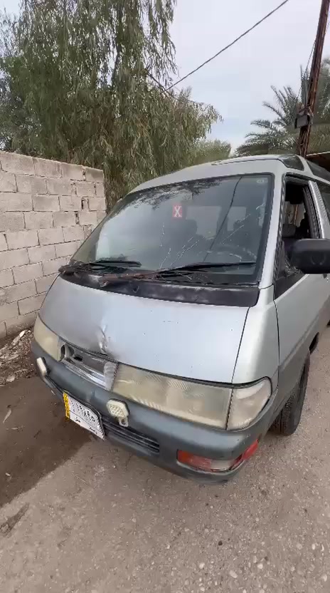 السلام عليكم من رخصت الادمن المحترم للبيع فاره موديل 93 سنويه نافذة من 19كيرتمام ومكينه ثري واي تجفيت جديد تايرات المامي جديد ولخفي نص عمر صدر 80%سعر33وبي مجال مكان السياره صويره للستفار ***********
