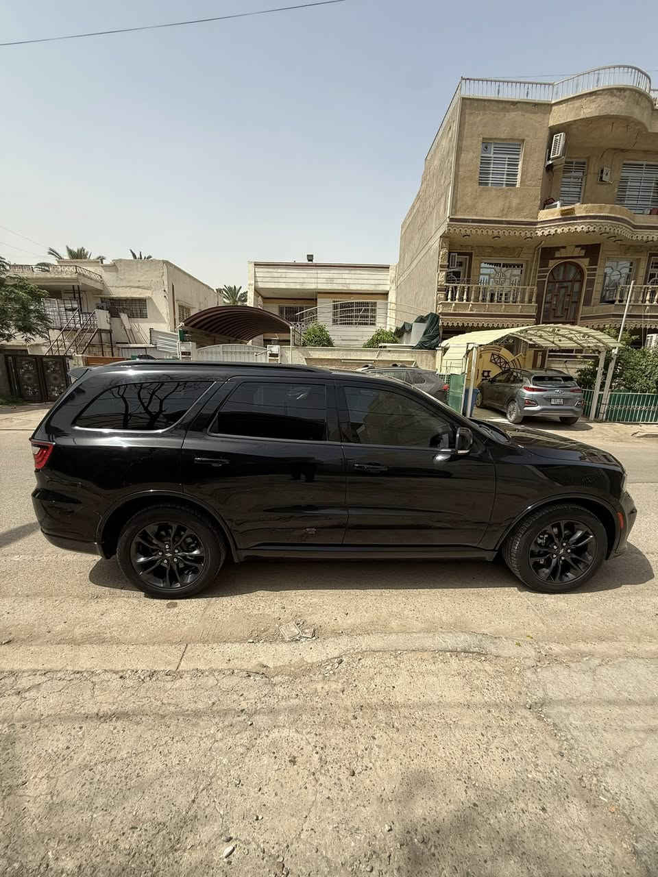 سلام عليكم شباب دورنكو 2021
gt Plus
فول مواصفات 
كشنات جلد تدفئة 
3 شاشات بلادية 
حساسات خلفية +كامرة
3 انظمة قيادة سبورت ايكو عادي 
وباقي المواصفات معروفة 
رقم اربيل بأسمي 
كتاب تضليل يخلص بشهر الثامن حادثها جاملغ خلفي جهة اليمنى وربع باب الصندوف بدون ايرباك مكاني بغداد السعر 315وبيها مجال *********** ما شية 65
