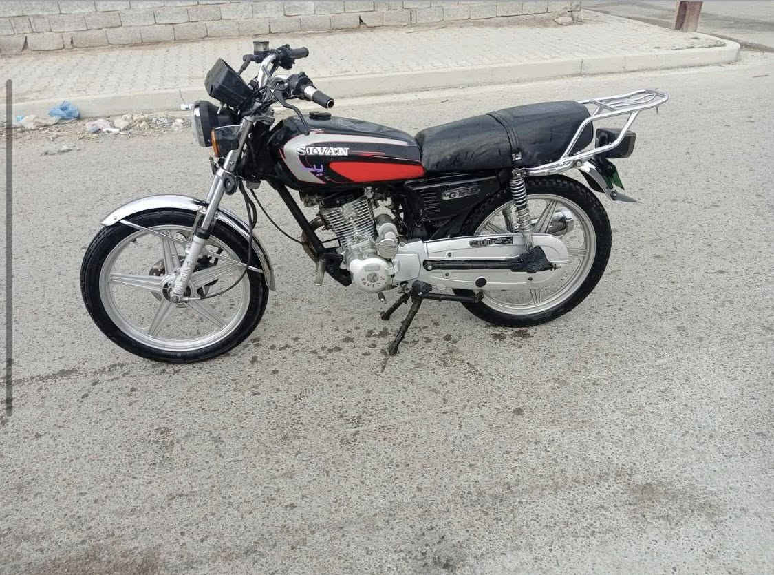 سافان للبيع موديل 2021  مابيهه اي نقص اوراق كامله سعرهه 450 بيهه مجال حك كروتك منين ما تجي


**إذا كنت صاحب هذا الإعلان وتريد حذفه لأي سبب، رجاءا أرسل رسالة إلى الدعم الفني**