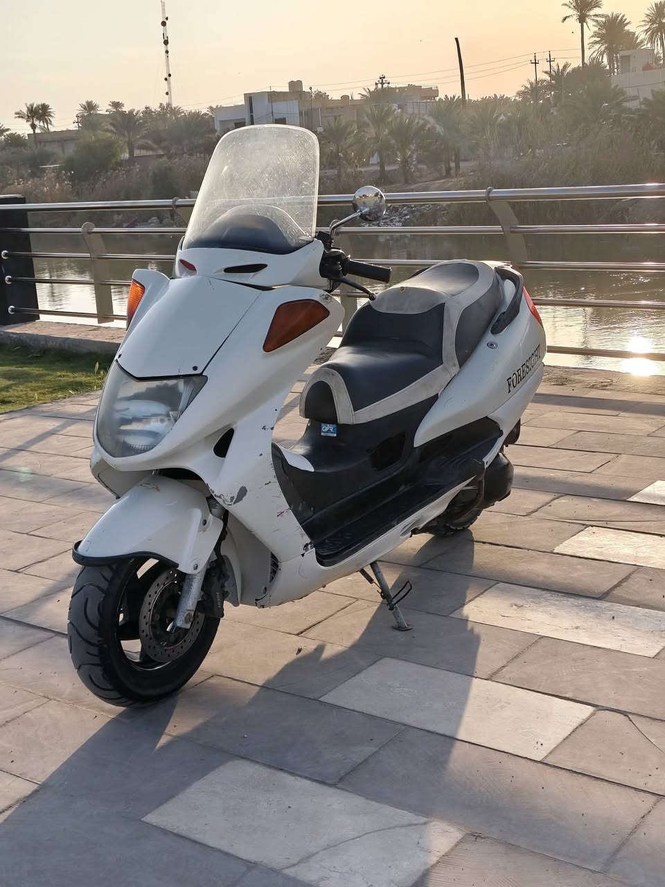 السلام عليكم عندي دراجه فورسايد للبيع 
0 4نضيفه حيل مكينه مجفت دراجه مانقصهه شي بس كفر الخلفي مكاني قضاء الحي ناحيه البشائر 600بيهه مجال ***********
