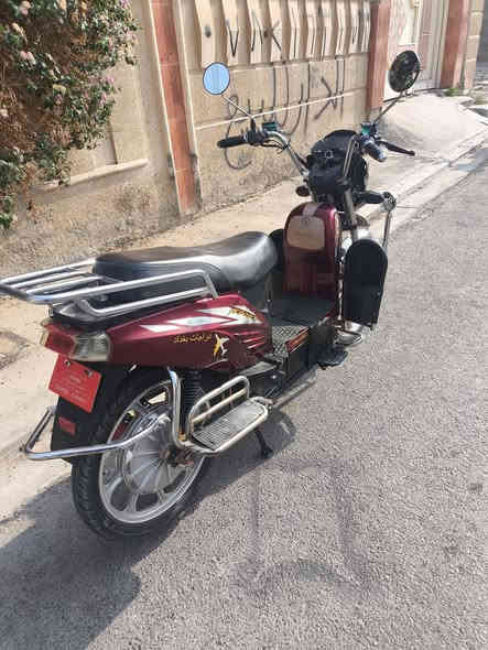 هارلي لبيع موديل 23 بطاريات عشره يقرن ونص كهربائيات كلها شغاله اي نقص مابيه جهاز مانع سرقه تحكم عن بعد بصمتين وسويجين سعر 425,بيه مجال 
***********
+9647827587898
