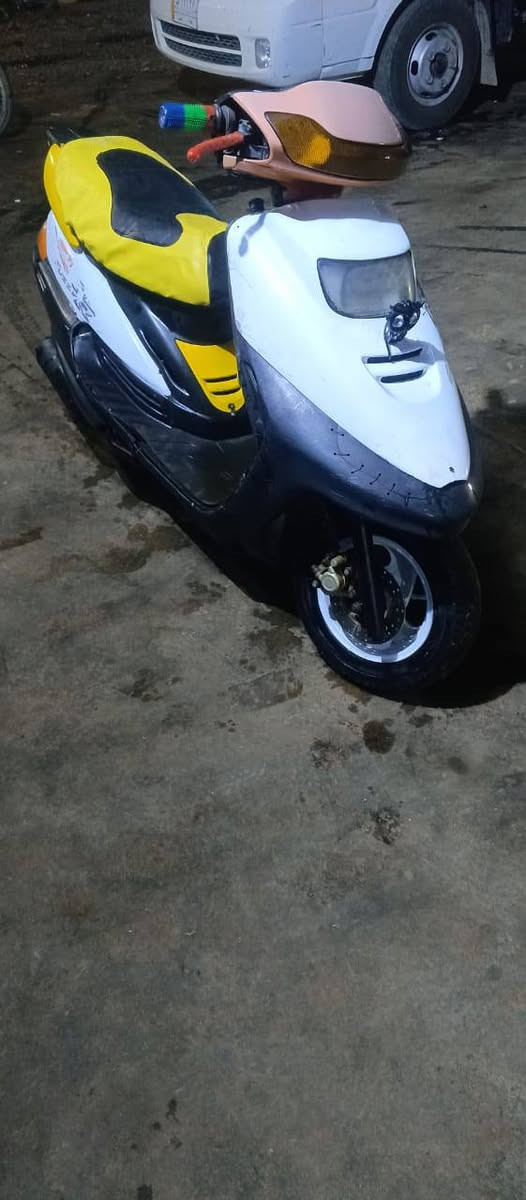 لبيع دراجه فراشه كامله كهرباء شغاله بس باتري ضيعف سلفه شغال مكاني تقاطع القدس سعر 
300وبيه مجال الشراي ***********
