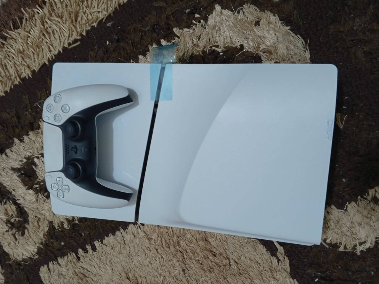 ps5 سلم
1تيرا
جوستك وحدة اصلية مثل ما موضح
كارتونة وملحقات اصلية 
قرص gta v
جهاز اخو الجديد زلغ مابي  الله شاهد اذا احسبهن ميطلعن يومين متواصلة استخدام جداً 
لان ما متفرغ بسبب العمل
السعر 725 وبي مجال
عنواني بغداد حي الجهاد
تواصل واتساب
***********
