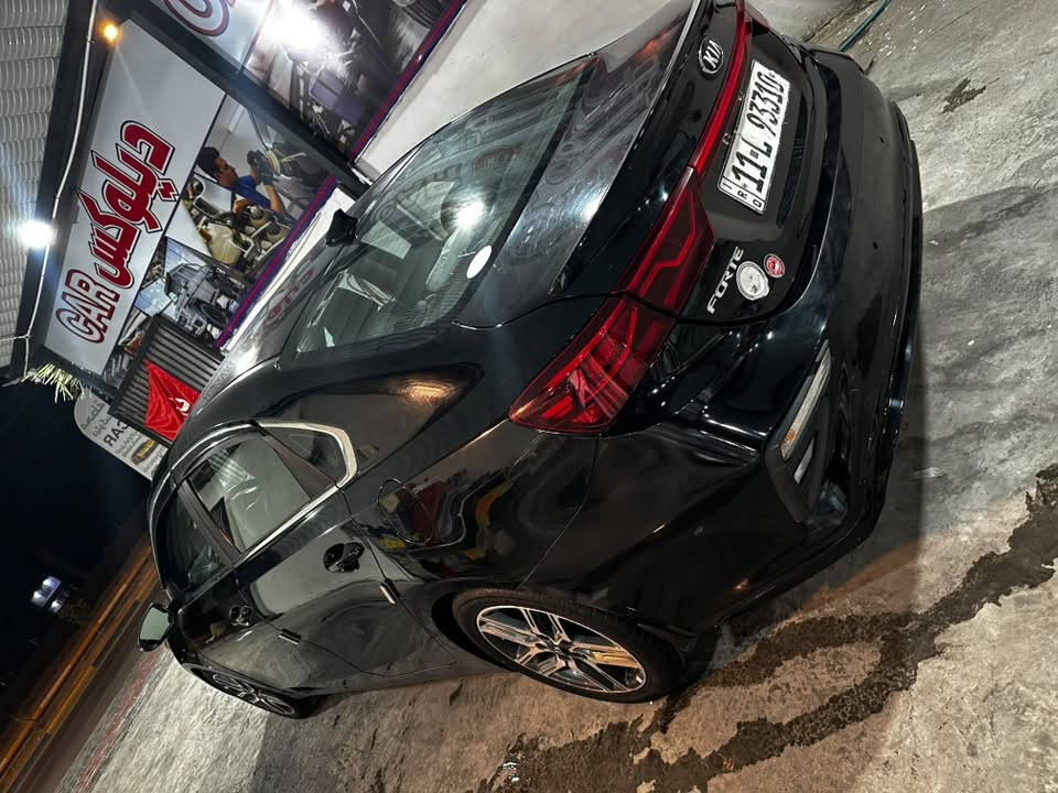 فورتي مديل 2019 فئه EX اعلى فئه بصمه  فتحه رادار فول للخير
بيه فقط شاشه يرادله تصليح فقط اضائه معتمه

وبيه قطعه وحده بنيد فقط صبغ

سوناره مرفق بل منشور

عنواني كربلاء تواصل ***********
