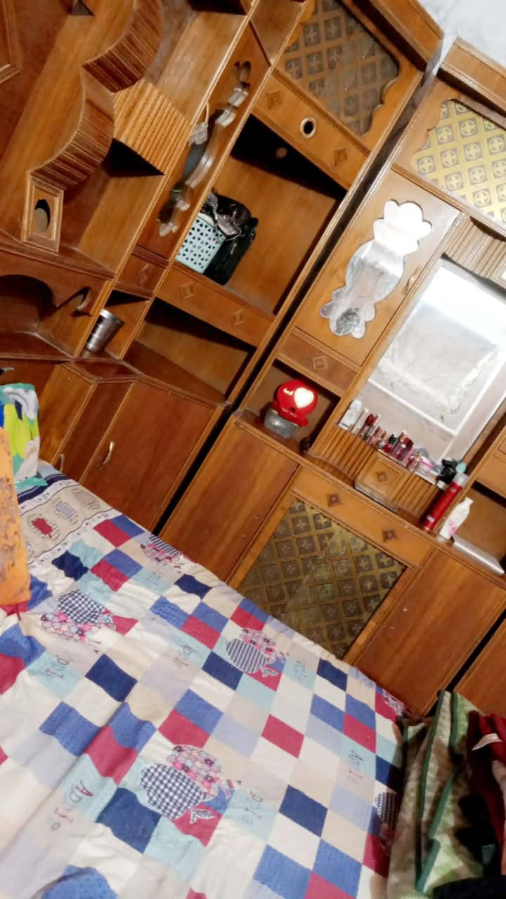 للبيع غرفه خشاب عراقيه ٧٠٠ بيه مجال 
حي جبيل 
‏‪***********‬‏
