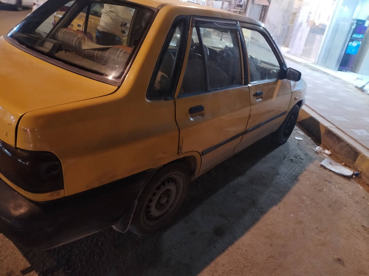 ياالله سايبا موديل 12رقم بغداد احمر سياره حلوه وجاهزه راعيه ماواصله اتكفلك سرقه وعشاير اريده 8ورقات السنويه عضم لل 24  مكاني نجف حي الميلاد ***********
