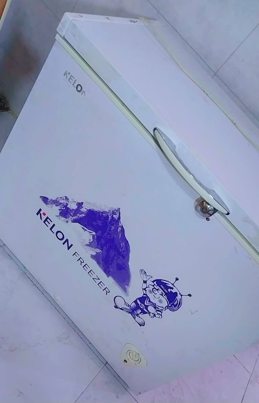 السلام عليكم ورحمة الله
ديوان السعر 30
صوبه السعر ٢٥ 
بوفيه ٧٥ 
ثلاجه ٣٠٠ اكبر قدم 
مجمده ١٥٠.     ١٠ قدم 
 
مكان ثعالبه قرب ملعب 

.....
السلام عليكم 
شاشه بلازمه حجم ٧٥ 
عرض مترين تقريبا 
بيها ضربه أعلى الشاشه 
فول تكنيك +صورة اج دي 
السعر ٢٠٠ قفل 
................


**إذا كنت صاحب هذا الإعلان وتريد حذفه لأي سبب، رجاءا أرسل رسالة إلى الدعم الفني**