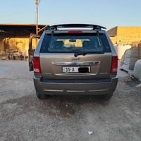 لاريدو ٢٠٠٦ • ٣٧٠٠ • دفع رباعي