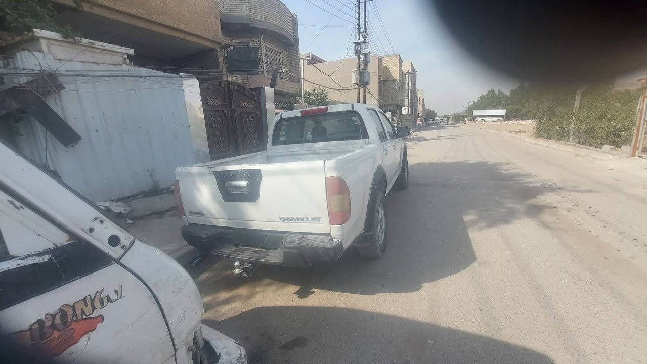 لوف   ٢٠٠٥ كير مكينه شاصي مكفول 

مال مزاد قرصها واصل للمرور سعر   ٢٠ 

مكاني بغداد الشعب     ***********

الشراي يتصل
