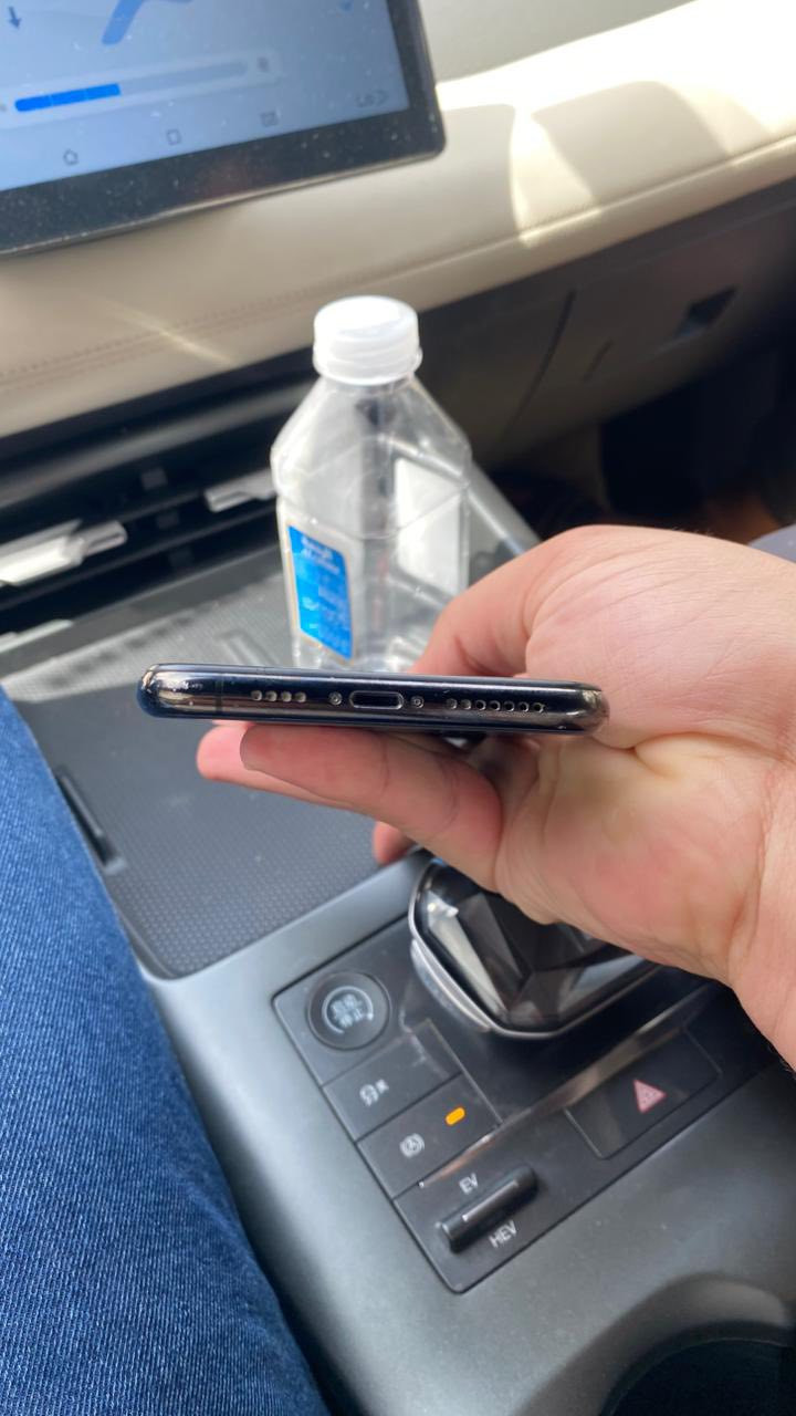 ‏سلام عليكم 11 Pro ماكس ذاكرة 256 بطارية 78 الجهاز مبدل فقط شاشة ‏Face ID شغال كلها بلادي مكان الجهاز بغداد السعر 260 وبي مجال

***********
