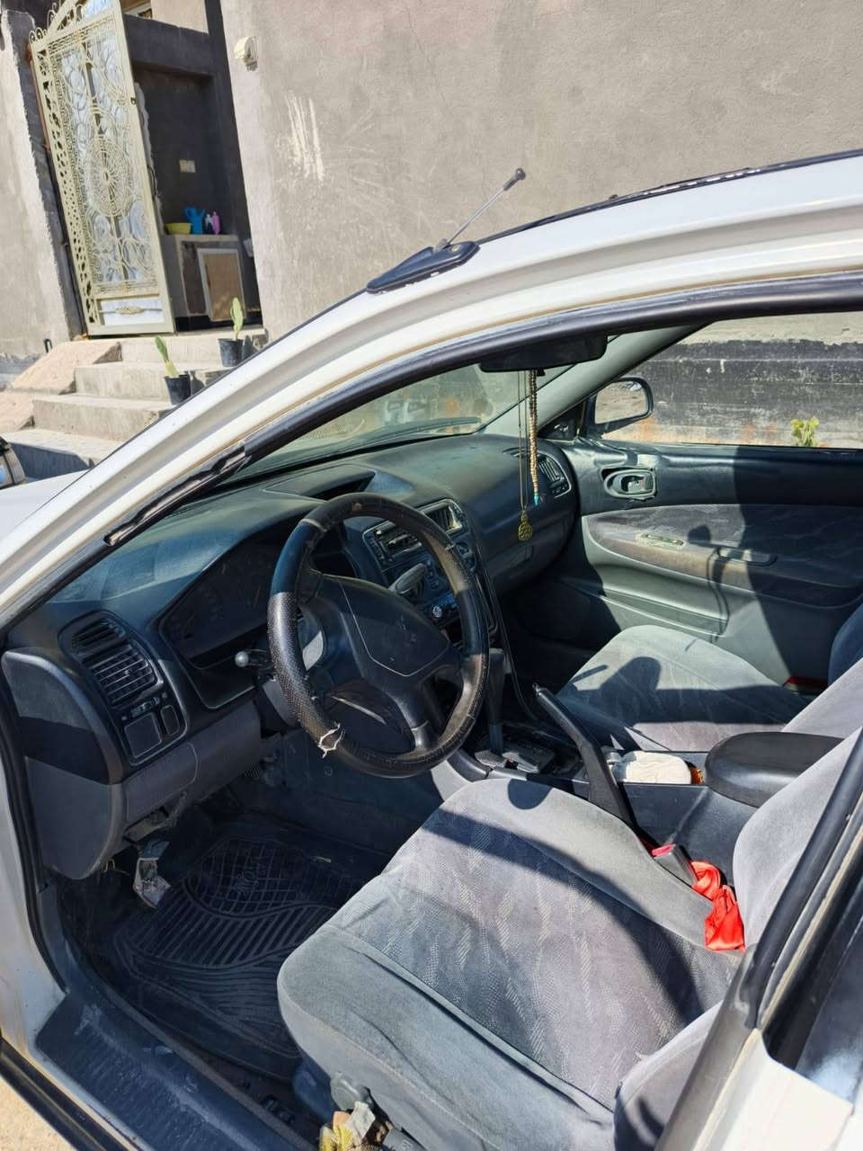 السلام عليكم سياره ميستبوشي گلنت
موديل ٢٠٠٠ سياره جاهزه كير ومحرك كامري
مكان السياره السماوه
***********
سعرها ٣٥
