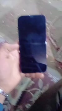 ايفون 12 برو ماكس للبيع بطارية 92 امبدل بس ضهر الباقي كلة مكفول ذاكره ...