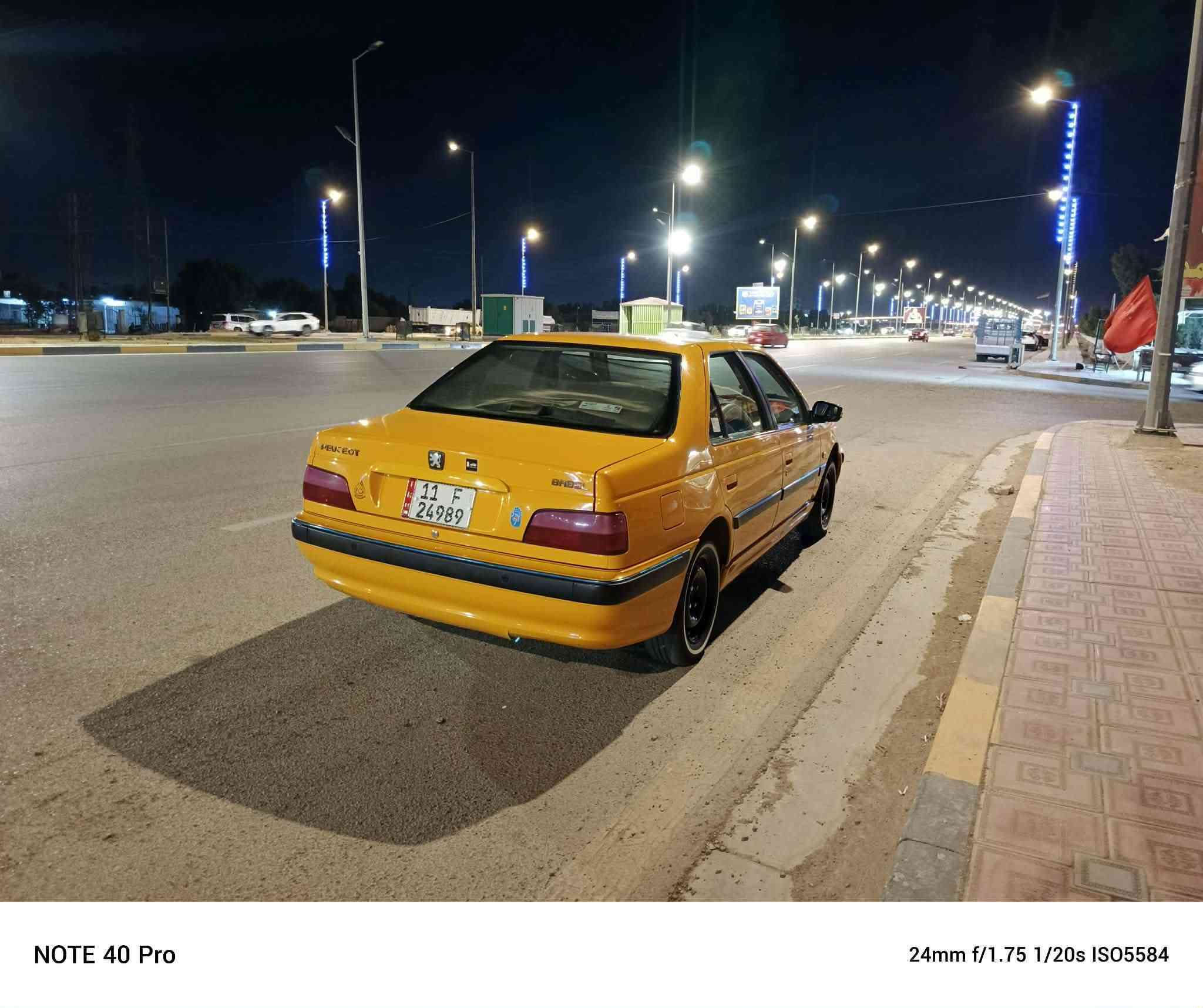 السلام عليكم اخوان بيجو موديل ٢٠ السيارة  فقط بيه شخط بسيط باب الخلفي بدايه ضعف بلمكينة السعر ٦٦ وبيه مجال والسيارة بأسمي للاستفسار على الرقم ***********
