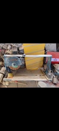 للبيع قاطعه مرمر كهربائي مستعمله يوجد لدينا توصيل على هذا الرقم 077312...