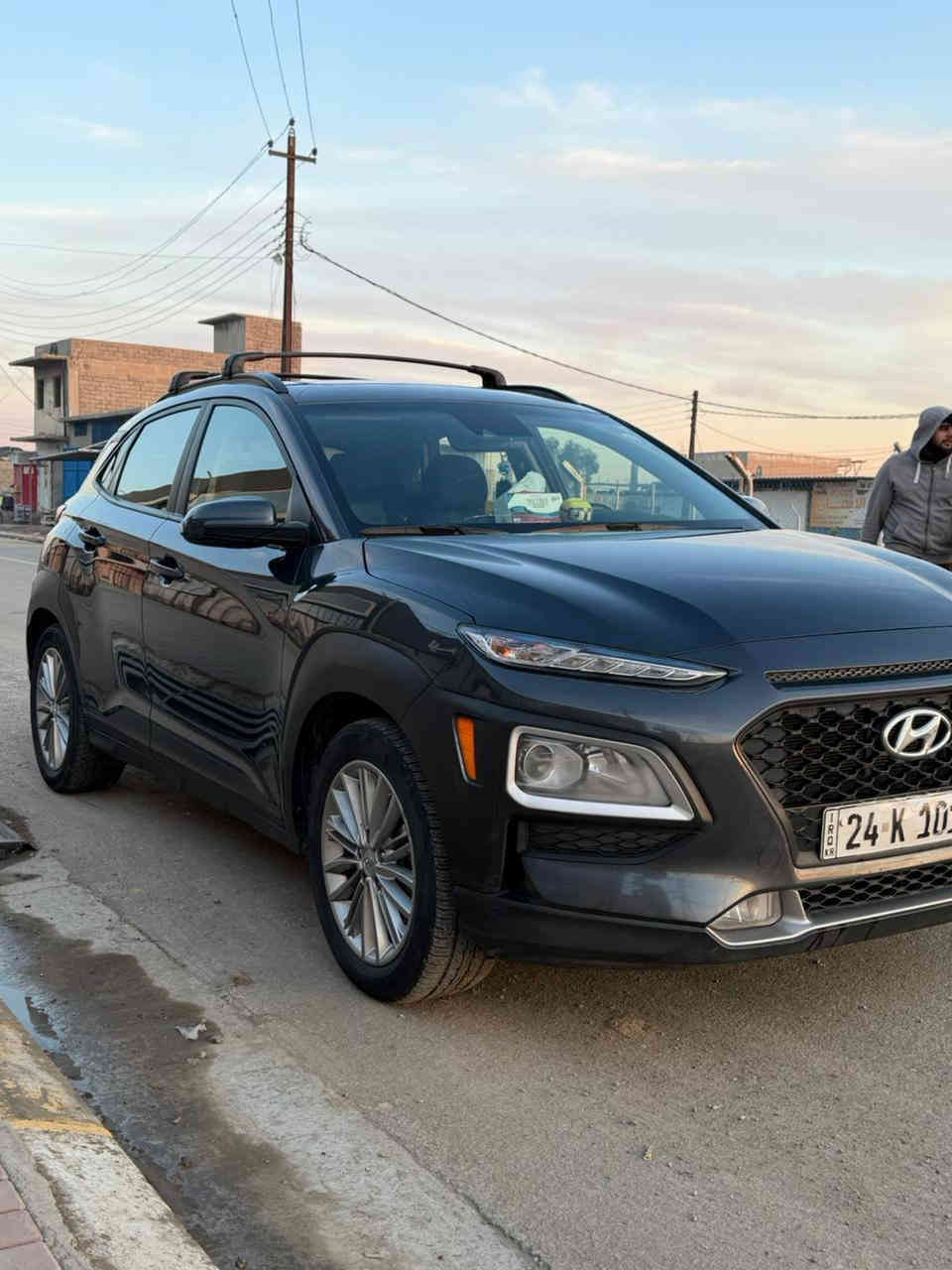 كونا  موديل ٢٠٢١
هزة وسنوية جاهزه 
ضرر باب سايق وشبر بحافة الجاملغ 
محرك ٢٠٠٠ دوش مرغوب 
مواصفات  السيارة 
سلايت بصمة
 بصمة تشغيل 
كشن حار 
كشن كهرب 
تحديد مسار 
مانع انزلاق كروز سرعه
 سماعات انفنتي
السعر ب157وبيه مجال بسيط 
للاستفسار اتصل على رقم ***********
