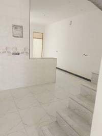 مشتمل • ١٠٠م • بناء طابوق