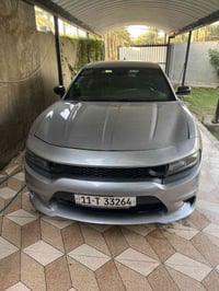 جارجر. RTمو ديل 2016  ماشيه 70 لون رصاصي  حادثه بس خشم بنيد ومعدل بارد...