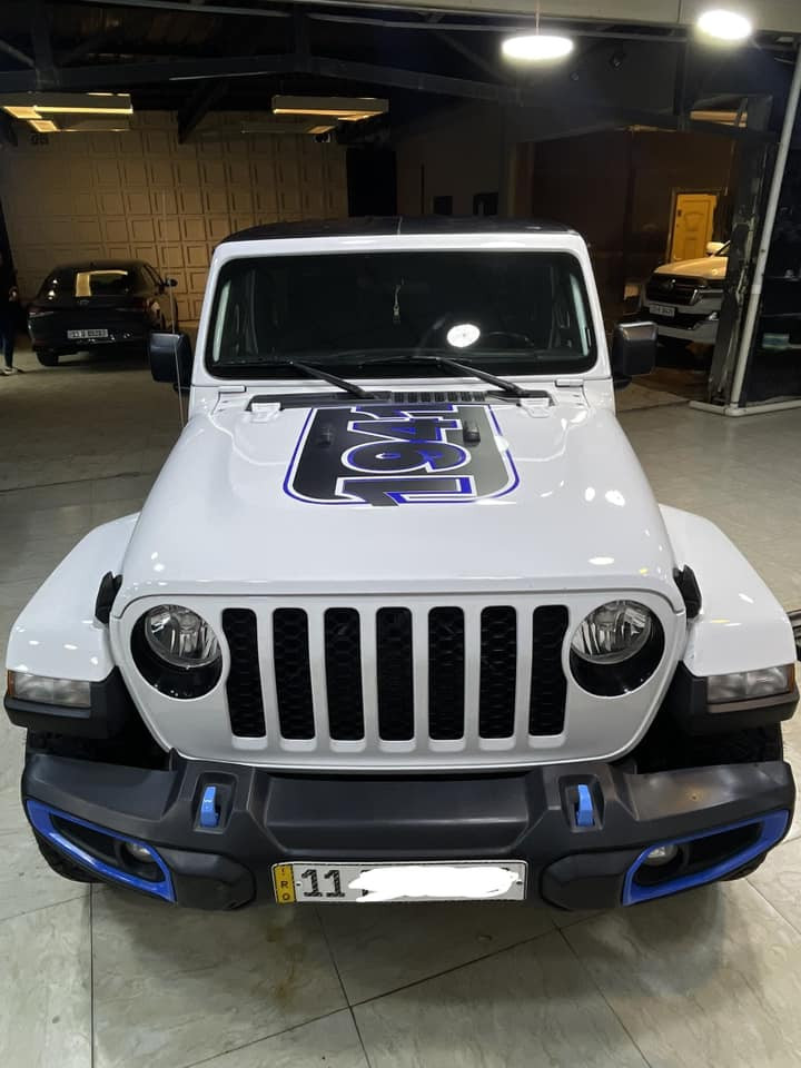 السلام عليكم

بيع مستعجل سعر مناسب بدون مراوس 

جيب كلاديتور 2021

مكفوله من الصبغ والتبديل والايرباك

كير محرك كفاله 

مواصفات معروفه 

السقف قابل للازاله تلث قطع فايبر كلاس

ماشيه 53 

رقم بغداد دولي هزه ورقم جديد

السياره مصروف عليها هواي وجاهزه على اخر حبه 

وبالخير عالي ياخذها 

مكاني كربلاء 

***********
