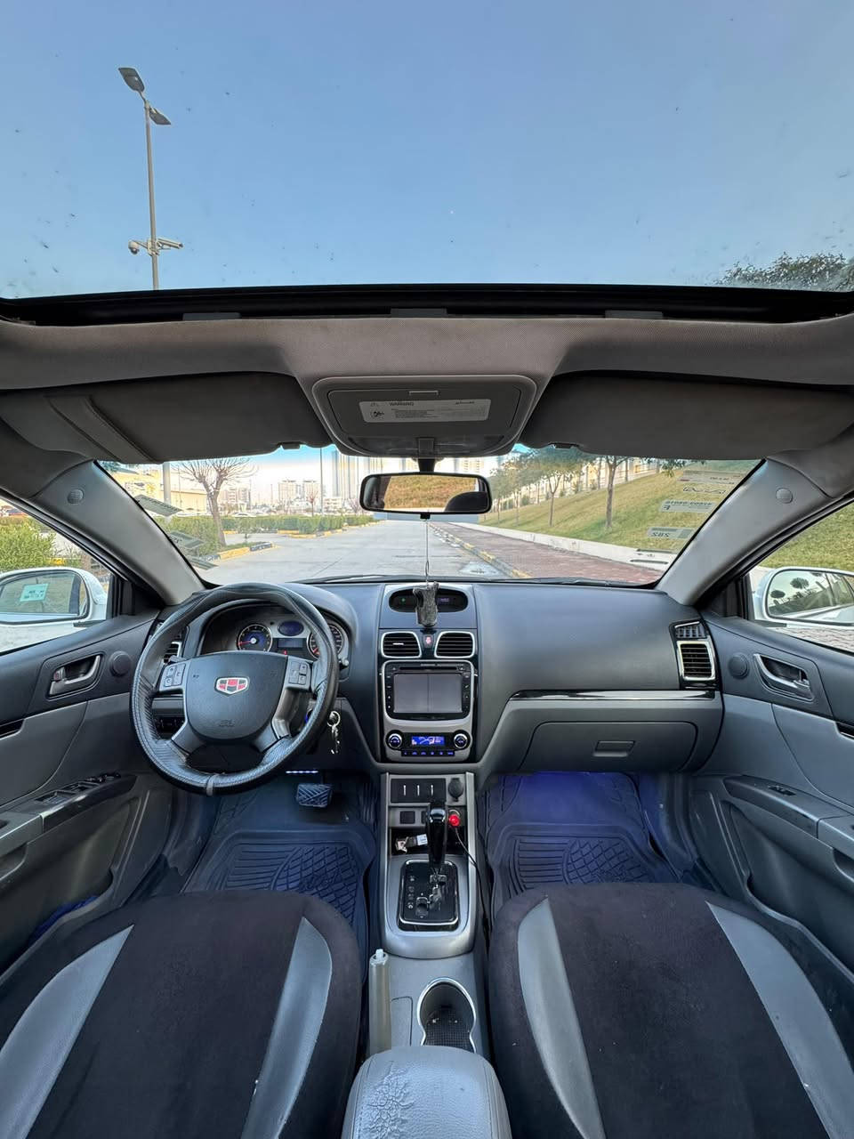 بۆفرۆشتن. 🤍🤍 للبیع

جیلی ئیمیگراند ٧ فوول مواسەفات
١ پارچەی بۆیاخە بێناو گرتن
فوول فوول مواسەفات

گێڕوو مەكینە بەشەرت
سەنەوی بەسەر چوە بەنـــاوی خۆمانەوەیە
٤ تایەو ویلی بیلادی لۆك

تەقەو ڕەقەی هیچ تێدا نیە
سەیارەكە وەك ڕەسمەكان جوانە
ساردی نیە چەن چاڵێكی هەیەو تەواو

شوێن:سلێمانی 🏠

سعر /في التعليق يتم الرد فورا على المسنجر ✍🏻

نرخ/ لە کۆمێنت بنوسە یەکسەر وەڵام دەدەیتەوە 📮

ژمارەی خاوەن سەیارە : ***********☎️
