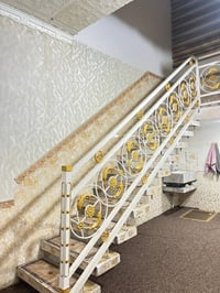 ١٠ امتار للبيع حديد ثقيل 07711746336