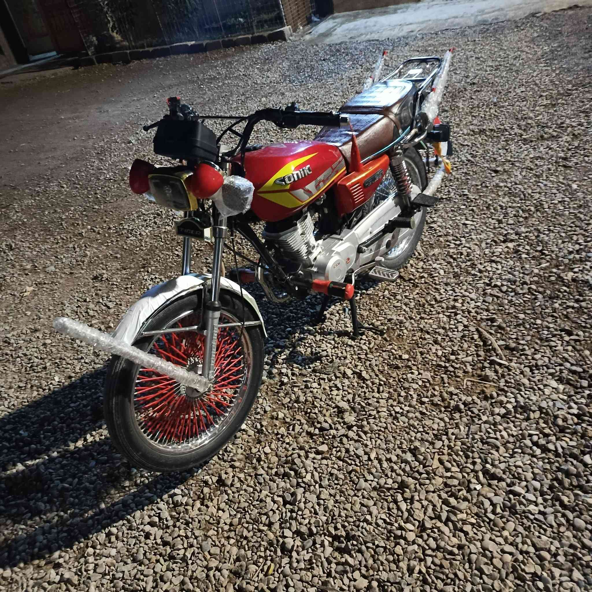 السلام عليكم دراجة تايكر 24فول نضافة الدراجة ممتعوبة أوراق موجودة مكان ديالى دلي عباس السعر 600وبيها مجال هـ/***********
