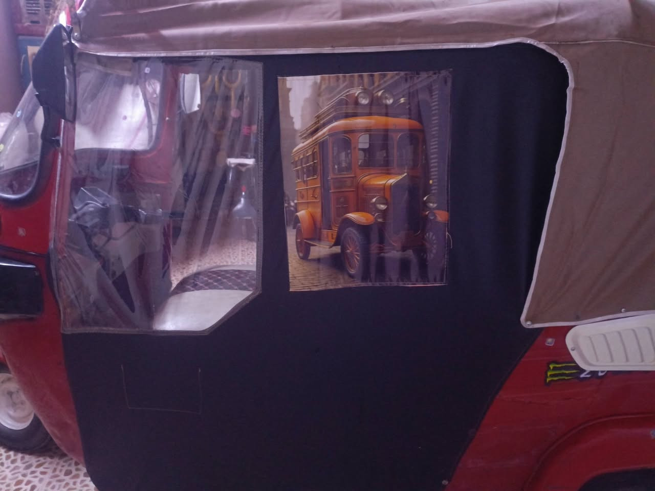 توك توك للبيع موديل 18 داخله في 19 تيك توك نظيفه من الضربه اوراق المصطفى رقم الهاتف***********
