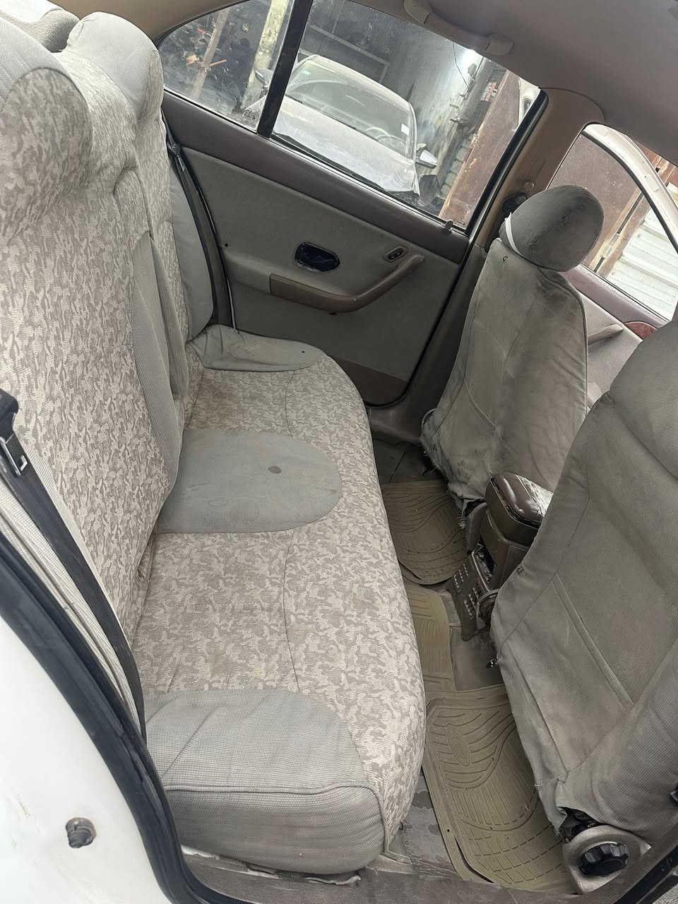 سلام عليكم سمند للبيع موديل 2011مكينه كير حداديه كله جديد كهربائية شغاله وباقي التفاصيل  اتصال على هاذا الرقم ***********
