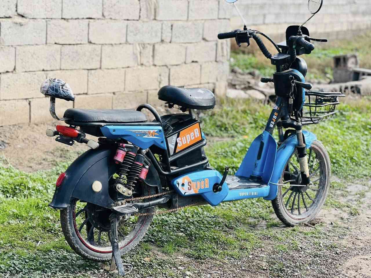 للبيع باسكل شحن موديل ٢٤مابي نقص كامل كله شغال ربعه بطاريات جديدات عل فحص سعر 240بي مجال لشراي مكاني شهربان ***********
