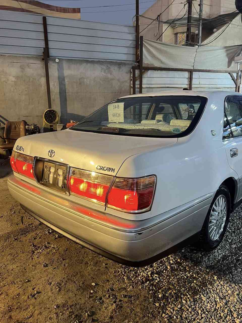 ملكه جنون دخول جديد مزاد للبيع
سلام عليكم 
سياره ملكه جنون دخول جديد للبيع 
مديل 2000 
رقم بصرة تسجيل جديد مزاد بسمي شرط تحويل ولضباره 
دكمتين شاصي 171 مكينه 3000 كلاص ابيض 
كشن كهرباء شاشه ماشيه 114 الف حقيقي 
سياره جديده كلش جاهزه من كلشي حداده تخم تاير ويلكب مكينه كير بلكارتون 
سياره كفاله من نقل جثه والأصوليات 
علمن السياره بيه كص السعر 105 وبيه مجال 
المكان البصره ابو الخصيب 
لاستفسار ***********
