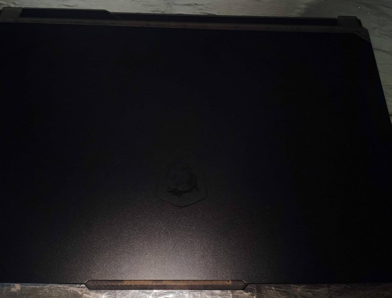 🎮 MSI Cyborg 15 A13UDX — للبيع في بغداد
💻 جهاز gaming احترافي للبيع استخدام قليل جدا بسبب العمل 
⚡ المواصفات:
Intel Core i5-13420H
GeForce RTX 3050 6GB GDDR6
RAM: 16GB DDR5
SSD: 512GB
شاشة 15.6" FHD 144Hz Anti-Glare
كيبورد RGB باللغتين العربية والإنجليزية
💰 السعر: 900,000 دينار عراقي (وبيه مجال)
📍 المكان: بغداد — الشعب
📞 للاستفسار والتواصل:
***********
