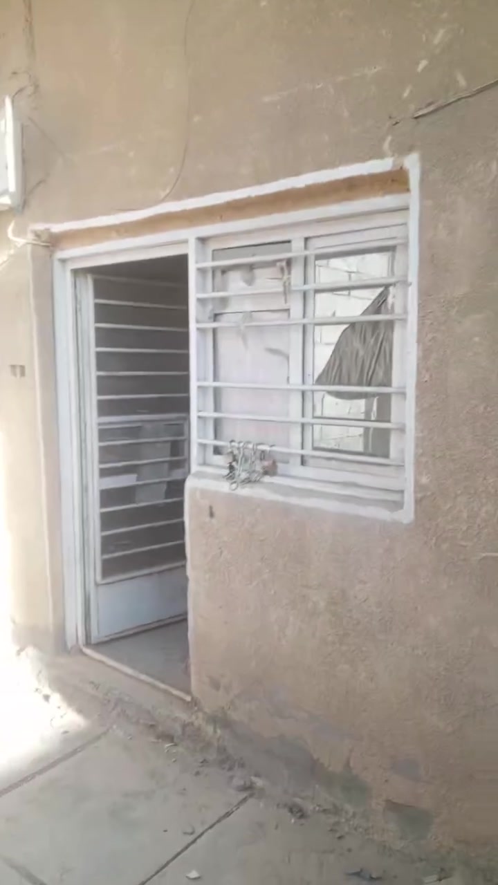 بيت للبيع في الشعب حواسم بيت كلش مرتب بسعر كلش مناسب للاستفسار ‏‪***********‬‏
