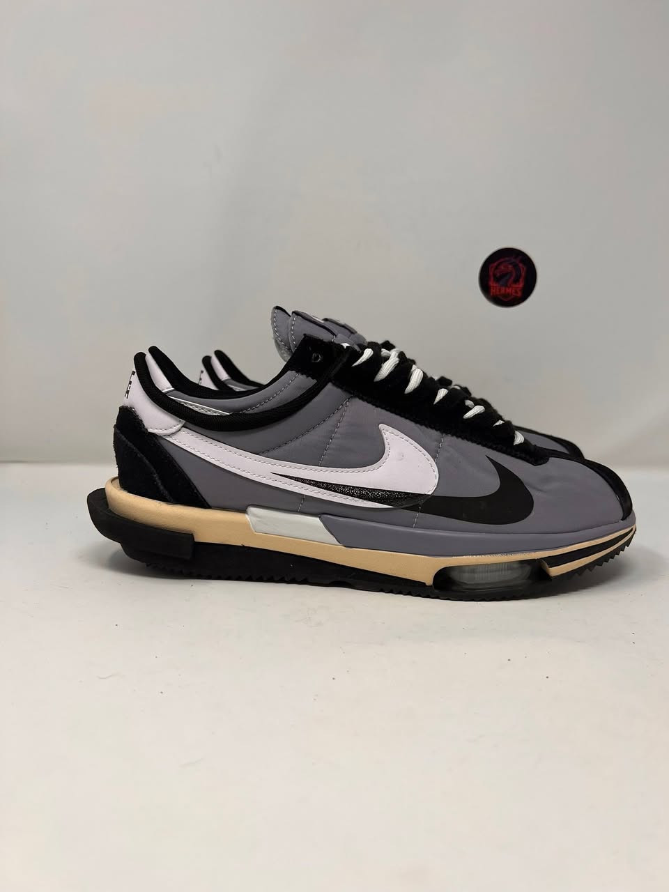 متوفر ✅
Nike 
الحجم:43(27.5سم)
الوصف: باله فيتنامي نظافة 💯، دبل قيطان دبل دبان اصدار مميز   

السعر:   30 الف دينار عراقي.

🚚 يوجد توصيل لجميع المحافظات وجميع المناطق في العراق

ادخل انستا شوف القطع القويه المتوفره 
https://www.instagram.com/hermes.storex?igsh=MTQwdWQ4OTZ1YmxoMg%3D%3D&utm_source=qr


**إذا كنت صاحب هذا الإعلان وتريد حذفه لأي سبب، رجاءا أرسل رسالة إلى الدعم الفني**