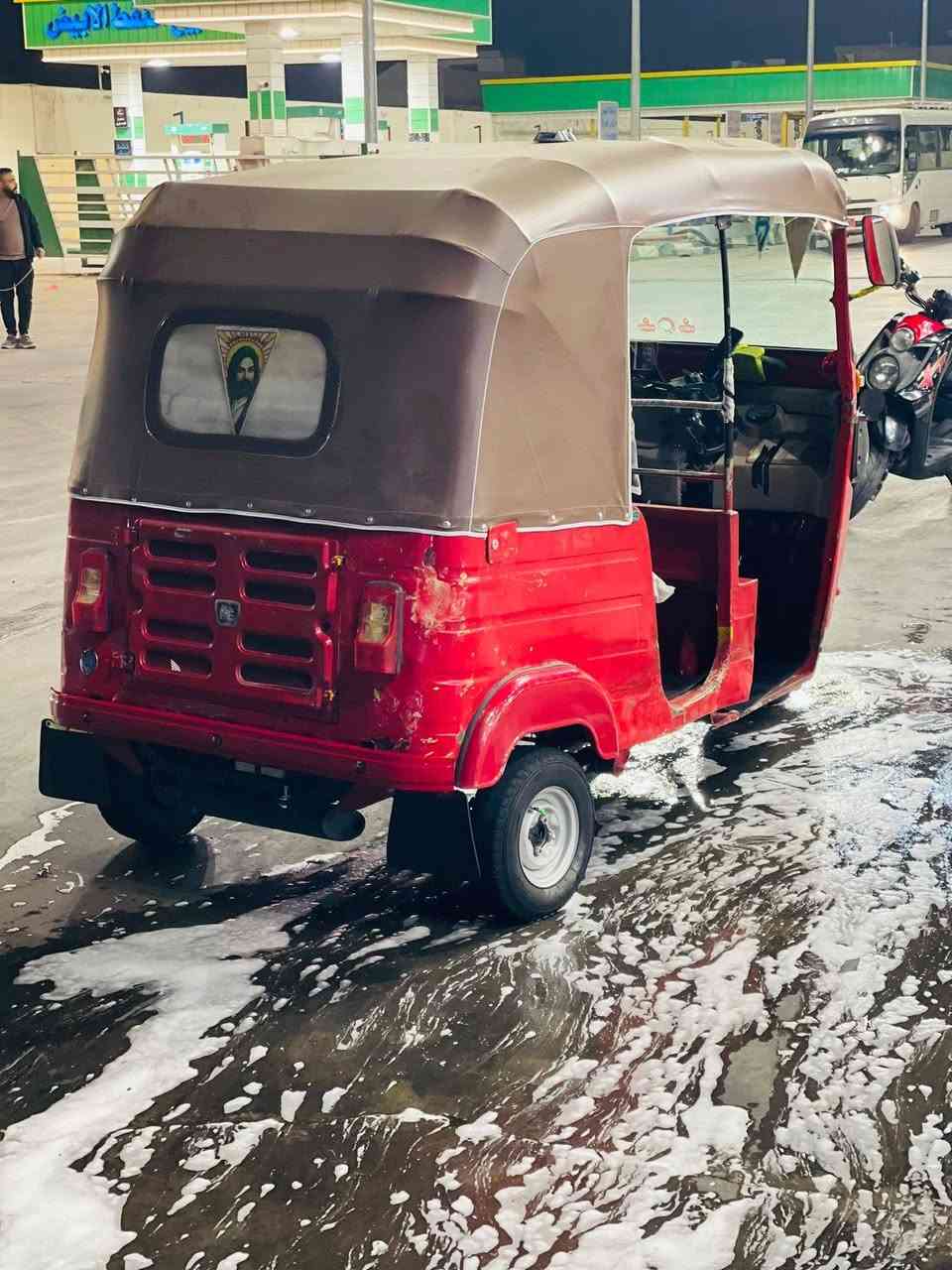 السلام عليكم للبيع مكان بغداد الحسينيه مال الراشديه تيك توك 18 موديل بيها ضربه صفحه ولغد اني اقول معمر عام والتكتك شوفه عينك اوراق مو رقم شراي يتصل على هذا الرقم *********** ما بيها اي نقص كهربائيات كلها شغاله جديد ماكينه جديده كلها اي نقص ما بيها والاستفسار على هذا الرقم ما متواجد خاص
