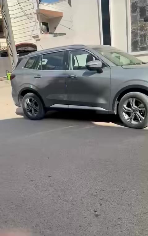 للبيع اخت الزيرو بعدهي بضمان الشركه نبديل دهن على شركه  فول مواصفات /‭0773 392 5184‬
