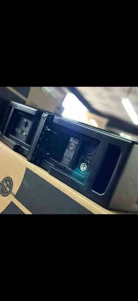 السلام عليكم لاينري RCF كوبي درجة اولى ضمان العمل والجودة يفيد اصحاب المجالس الضخمة واصحاب الديجي والهندسة الصوتية كمطربين الكمية محدودة وتحياتي للجميع للاستفسار عالرقم ***********
