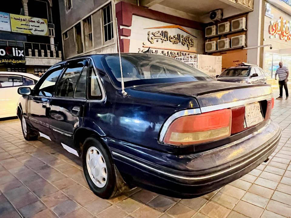 السلام عليكم
برنس للبيع 
موديل 1994 رقم أنبار 
 كير اوتوماتيك
مكانها الفلوجه 
*********** 
السعر 32 ورقه
