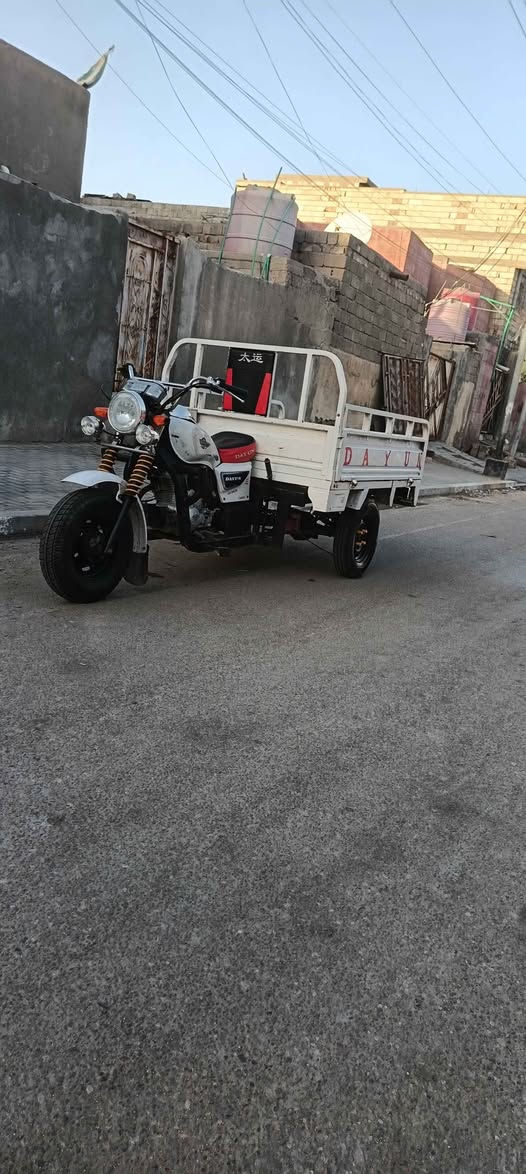 ستوته دايون اوراق موديل 13 اصولي اكسن لطش قطعه وحده محرك جديد تواير جدد كهربائيات جدد ستوته انضف من صوره سعرها مليون واربع ميه 1400 وبيه مجال حك الجيه عنوان بصره حيانيه رقم الهاتف *********** البصرة, العراق
