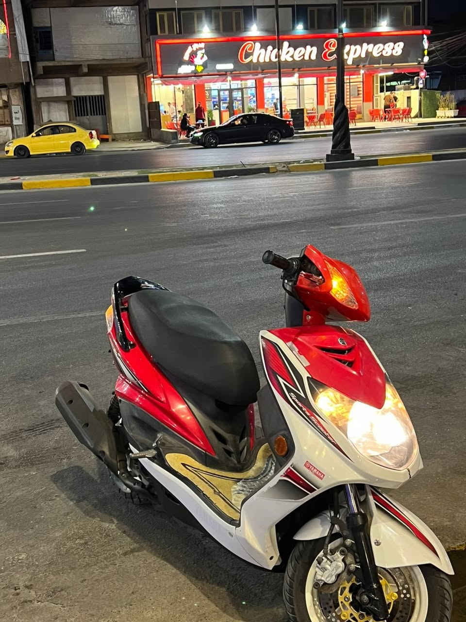 سكنس فحل خمسينية طلاعات دشبول ٣ الالوان يدات رياضي كرزي مال رمبه مثل ما بصوره نضيفه مكاني بغداد شارع فلسطين السعر 1350 ملاحضة واقيه مال صالنصه مابيها 
***********
