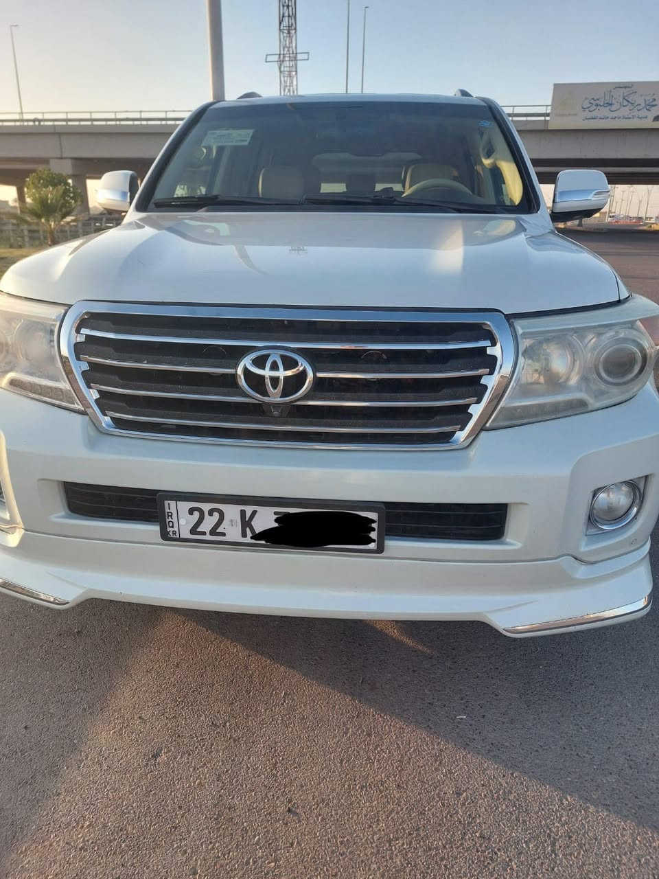 لاندكروز مونيكا 2015 فول مواصفات GXR
محرك V6 بلادي ماشيه 178
رقم اربيل تحويل مباشر 
السياره بيها باب السايق صبغ بدون دواخل 
مكان السياره الانبار الرمادي سعر 335وبيها مجال 

‭***********‬

