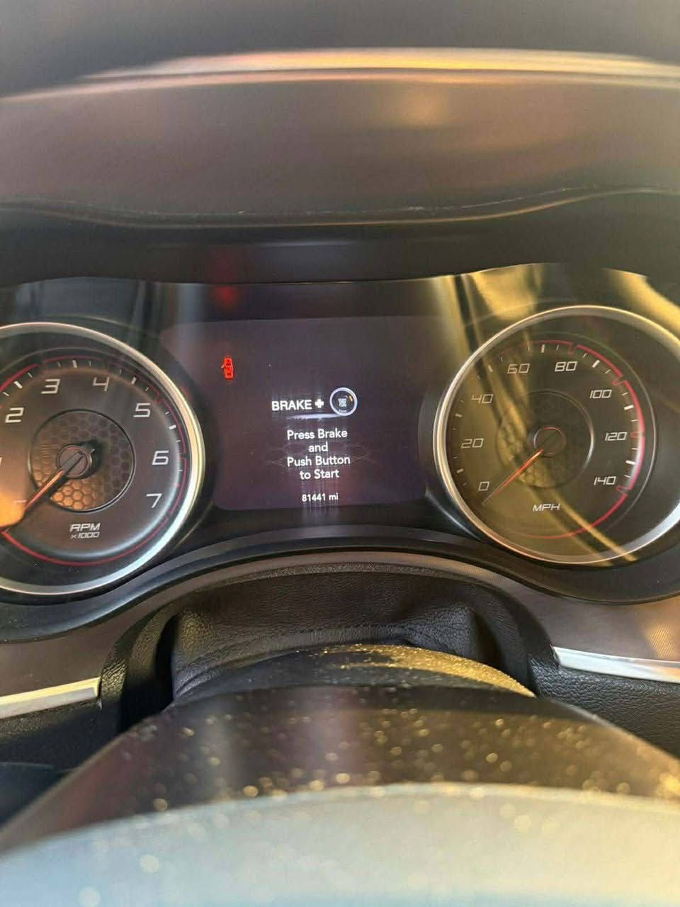 دوج جارجر : 2021 للبيع
الأيرباكات كلهن سليمات بدون دواخل 

الفئه : sxt

الموديل :2021 ماشيه : 82 mi

اللوحه :اربيل ب اسمي تحويل ثاني يوم

اللون :ابيض

الضرر : جاملغ خلفي فقط باقي السياره كفاله 

مواصفات sxt

المحرك 6 سلندر 3600

شاشه للتحكم في ايعازات السياره

تحكم استيرن جهتین

تبرید قطعتين امامي خلفي

كشنات كهرباء حظن تدفأة تبريد

شفتات ستيرن 

فول تحكم كشنات تدفئة

بصمه مع بصمه ابواب تشغيل عن بعد

السعر 235وبيهه مجال مكاني بابل ‏‪ 

‏‪0780 510 4905‬‏
