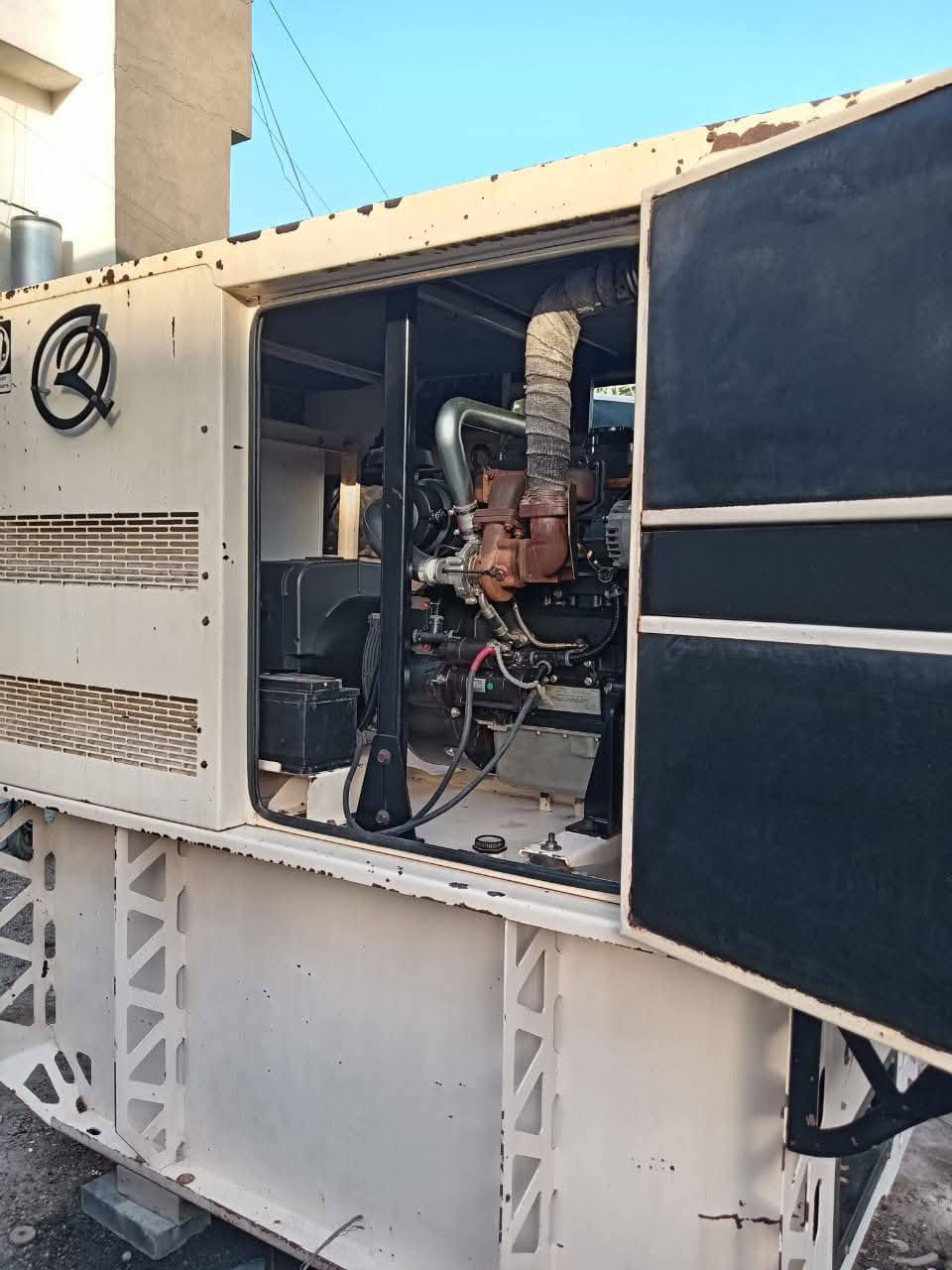 سلام عليكم للبيع
بيركنز انكليزي اصلي كاتم 45كيفي مشتغلة 300ساعة فقط مكان بغداد/***********
